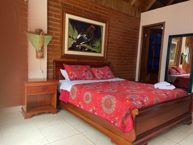 Casa Cultural Mindo Otel Dış mekan fotoğraf