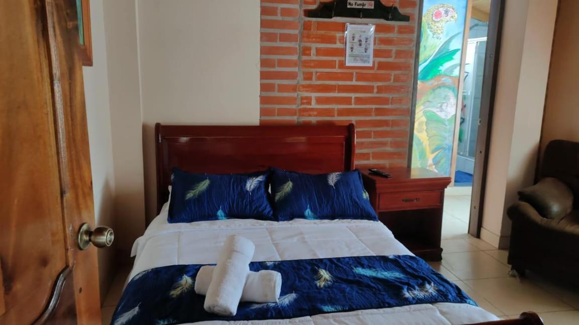 Casa Cultural Mindo Otel Dış mekan fotoğraf