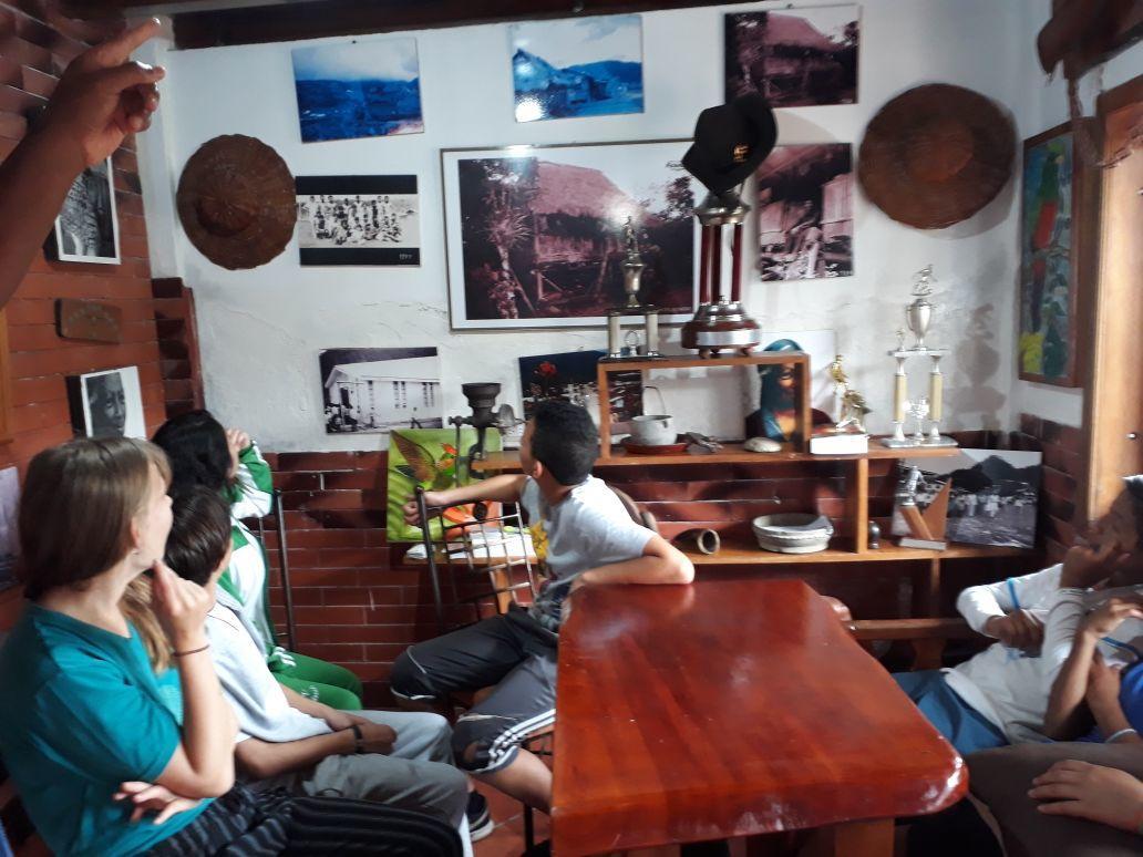 Casa Cultural Mindo Otel Dış mekan fotoğraf